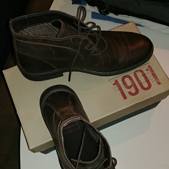 1901 chukka boot